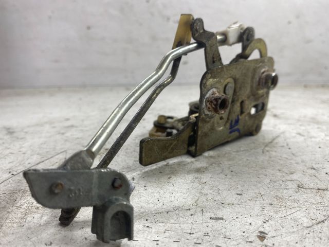 bontott LADA SAMARA Jobb első Ajtózár