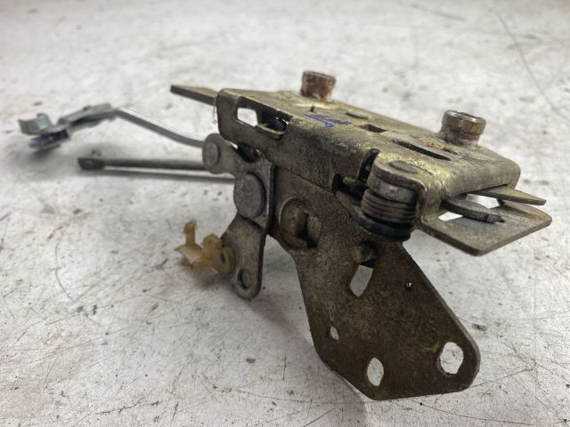 bontott LADA SAMARA Jobb első Ajtózár