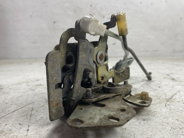 bontott LADA SAMARA Jobb első Ajtózár