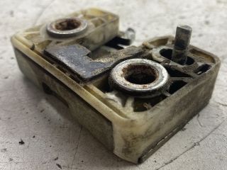 bontott LADA SAMARA Jobb első Ajtózár