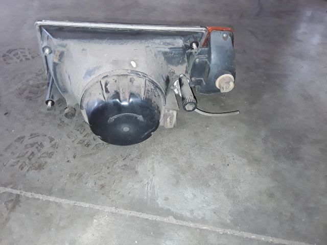 bontott LADA SAMARA Jobb Fényszóró