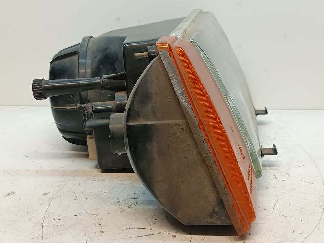 bontott LADA SAMARA Jobb Fényszóró