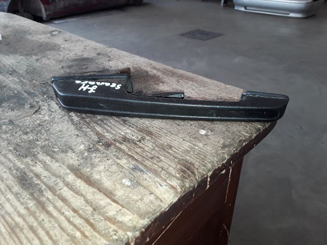 bontott LADA SAMARA Jobb hátsó Külső Kilincs