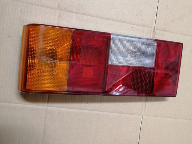 bontott LADA SAMARA Jobb Hátsó Lámpa