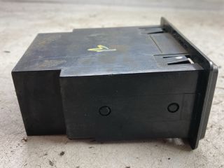 bontott LADA SAMARA Középső Bal Szellőző