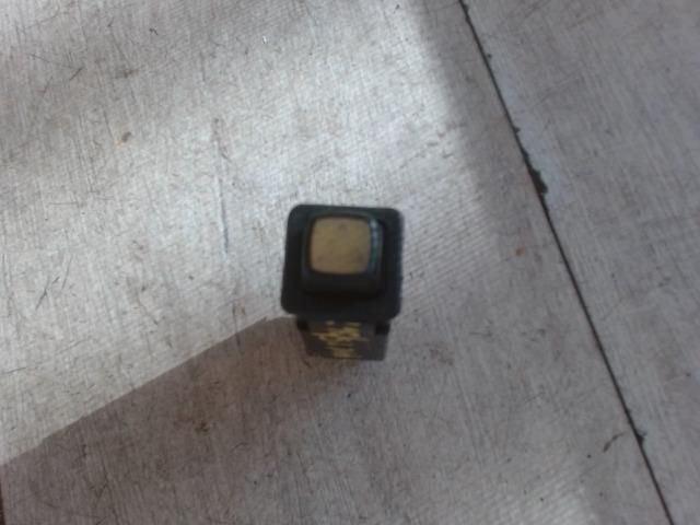 bontott LADA SAMARA Vészvillogó Kapcsoló