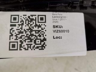 bontott LAMBORGHINI URUS Első Lökhárító Alsó Középső Díszrács