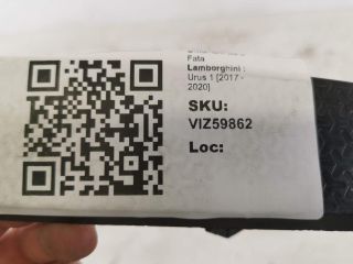 bontott LAMBORGHINI URUS Első Lökhárító Díszléc