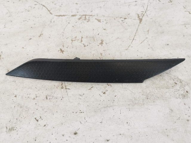 bontott LAMBORGHINI URUS Első Lökhárító Díszléc