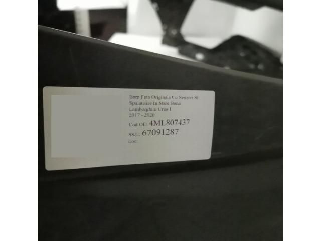 bontott LAMBORGHINI URUS Első Lökhárító (Részeivel)