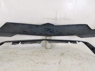 bontott LAMBORGHINI URUS Első Lökhárító (Részeivel)