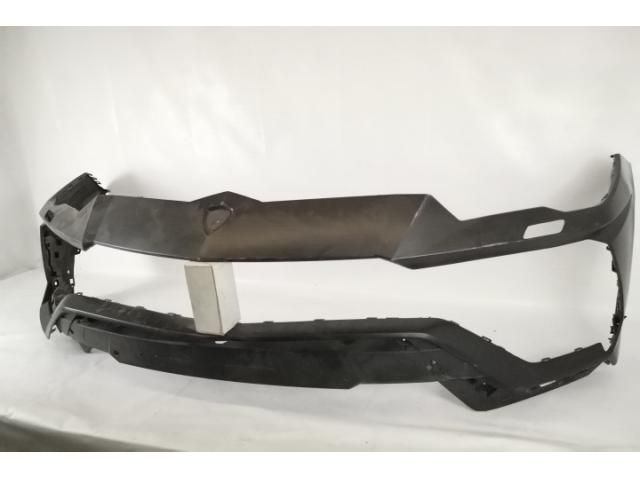 bontott LAMBORGHINI URUS Első Lökhárító (Részeivel)