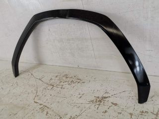 bontott LAMBORGHINI URUS Jobb első Sárvédő Díszléc