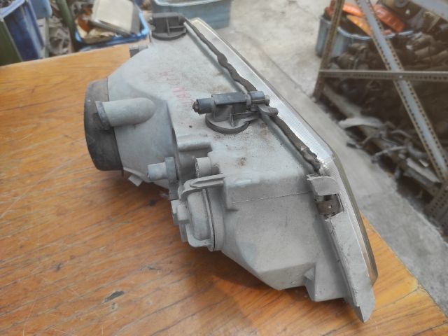 bontott LANCIA DEDRA Bal Fényszóró