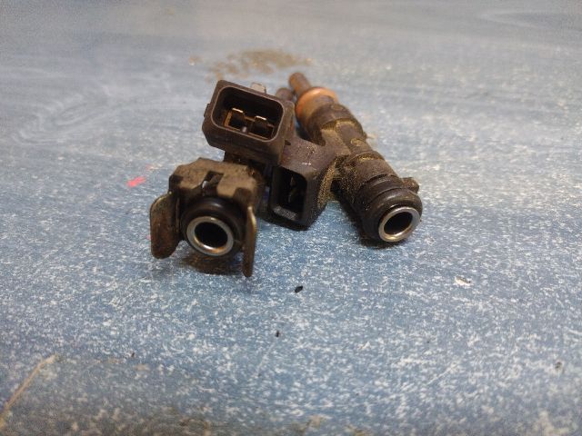 bontott LANCIA DELTA Porlasztó (1 db)