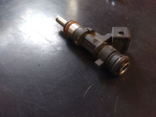 bontott LANCIA DELTA Porlasztó (1 db)