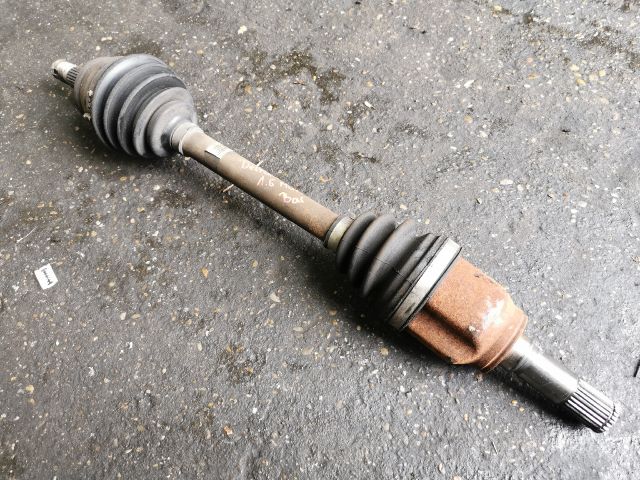 bontott LANCIA DELTA Bal Féltengely