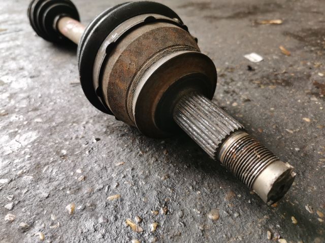 bontott LANCIA DELTA Bal Féltengely