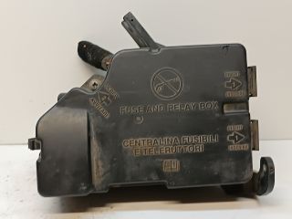 bontott LANCIA DELTA Biztosítéktábla Motortér