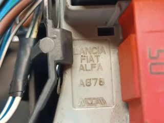 bontott LANCIA DELTA Biztosítéktábla Motortér
