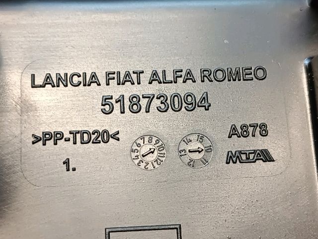 bontott LANCIA DELTA Biztosítéktábla Motortér