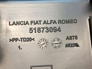 bontott LANCIA DELTA Biztosítéktábla Motortér