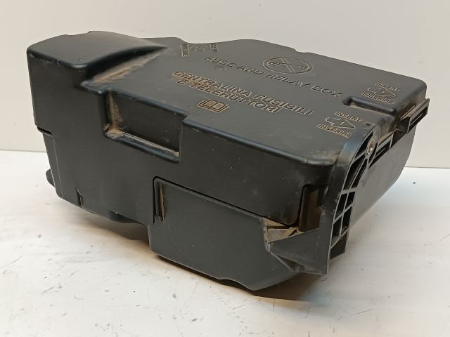 bontott LANCIA DELTA Biztosítéktábla Motortér