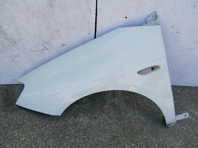 bontott LANCIA DELTA Bal első Sárvédő