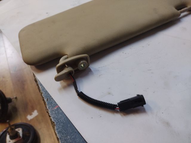 bontott LANCIA DELTA Bal Napellenző