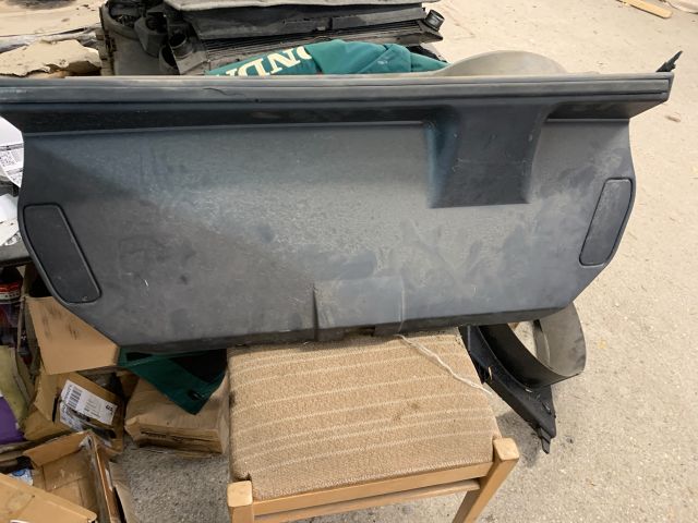 bontott LANCIA DELTA Csomagtérajtó Burkolat (Részeivel)