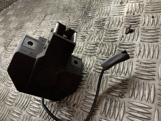 bontott LANCIA DELTA Csomagtérajtó Zárszerkezet