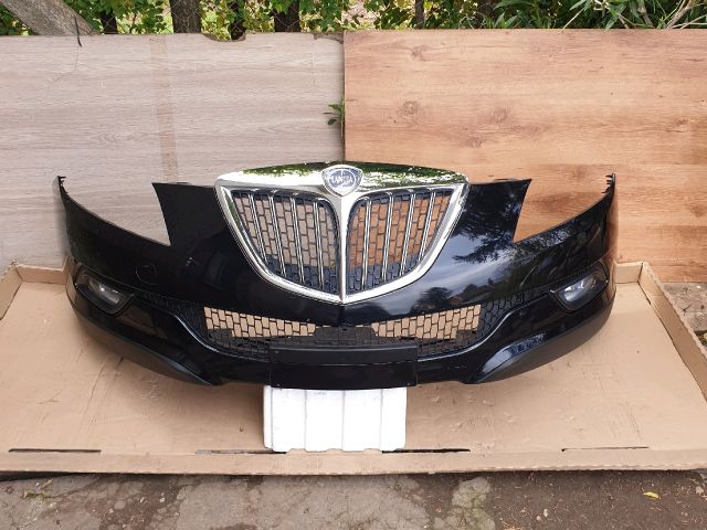 bontott LANCIA DELTA Első Lökhárító (Részeivel)