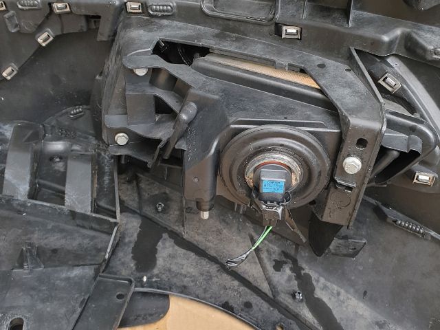 bontott LANCIA DELTA Első Lökhárító (Részeivel)