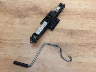 bontott LANCIA DELTA Emelő