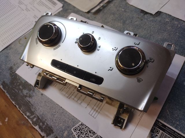 bontott LANCIA DELTA Fűtéskapcsoló (manuális klímás)