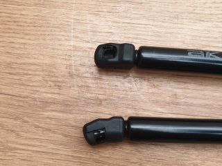 bontott LANCIA DELTA Gázrugós Kitámasztó Teleszkóp Pár Csomagtérajtó