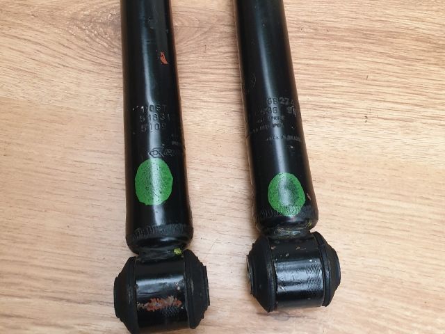 bontott LANCIA DELTA Hátsó Lengéscsillapító Pár