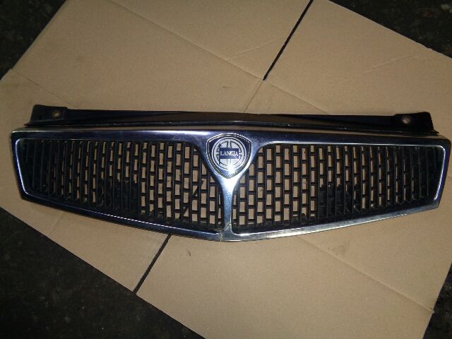 bontott LANCIA DELTA Hűtőrács