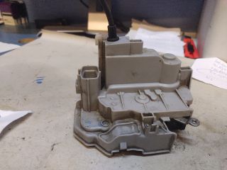 bontott LANCIA DELTA Jobb első Ajtózár