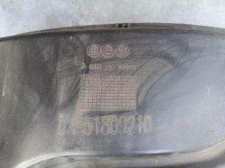 bontott LANCIA DELTA Jobb első Dobbetét (Kerékjárati, Műanyag)