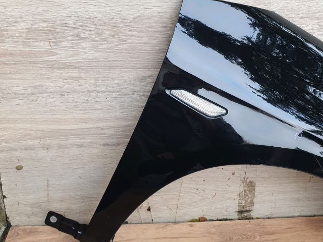 bontott LANCIA DELTA Jobb első Sárvédő