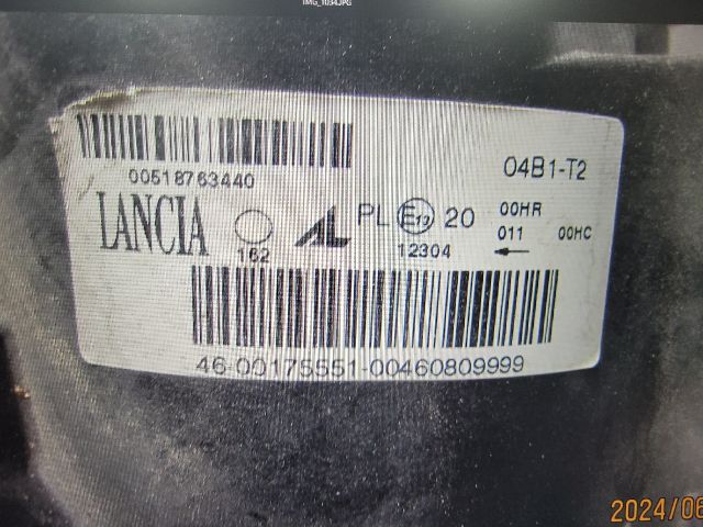 bontott LANCIA DELTA Jobb Fényszóró