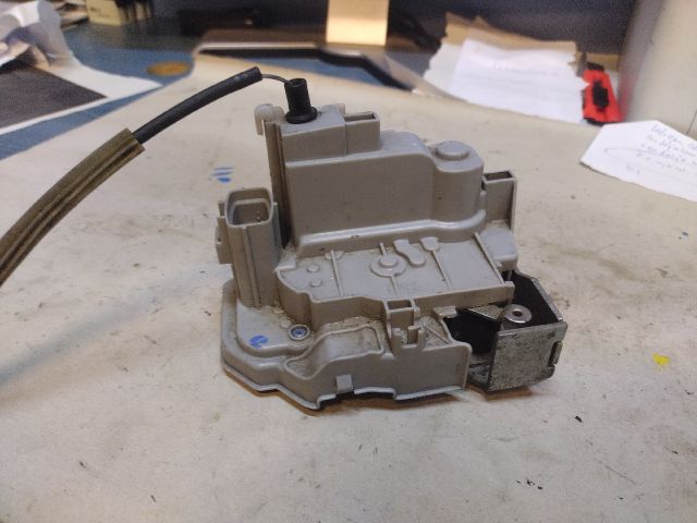 bontott LANCIA DELTA Jobb hátsó Ajtózár