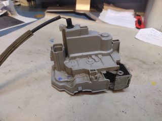 bontott LANCIA DELTA Jobb hátsó Ajtózár