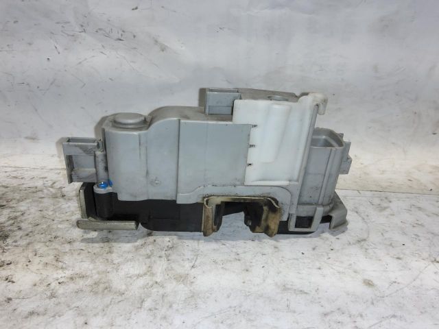 bontott LANCIA DELTA Jobb hátsó Ajtózár