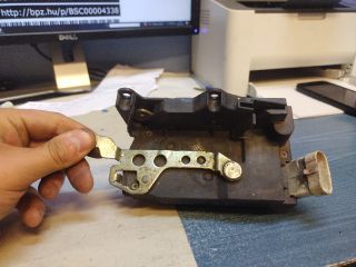 bontott LANCIA DELTA Jobb hátsó Ajtózár