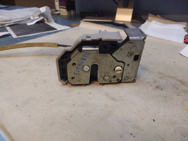 bontott LANCIA DELTA Jobb hátsó Ajtózár