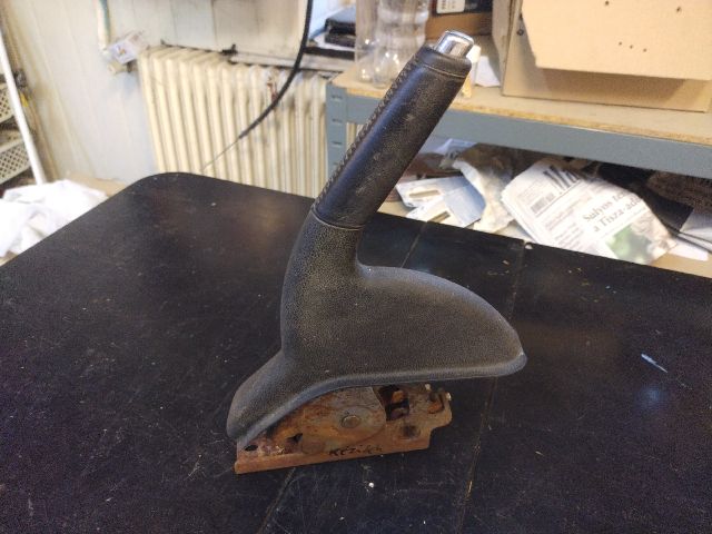 bontott LANCIA DELTA Kézifék Kar