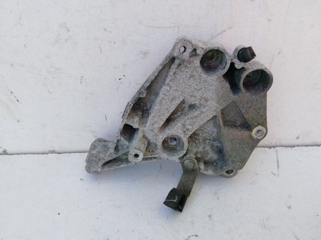 bontott LANCIA DELTA Klímakompresszor Tartó Bak