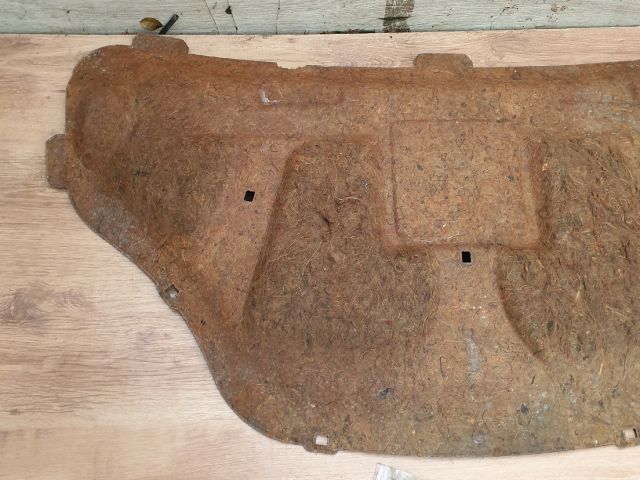 bontott LANCIA DELTA Motorháztető Szigetelés